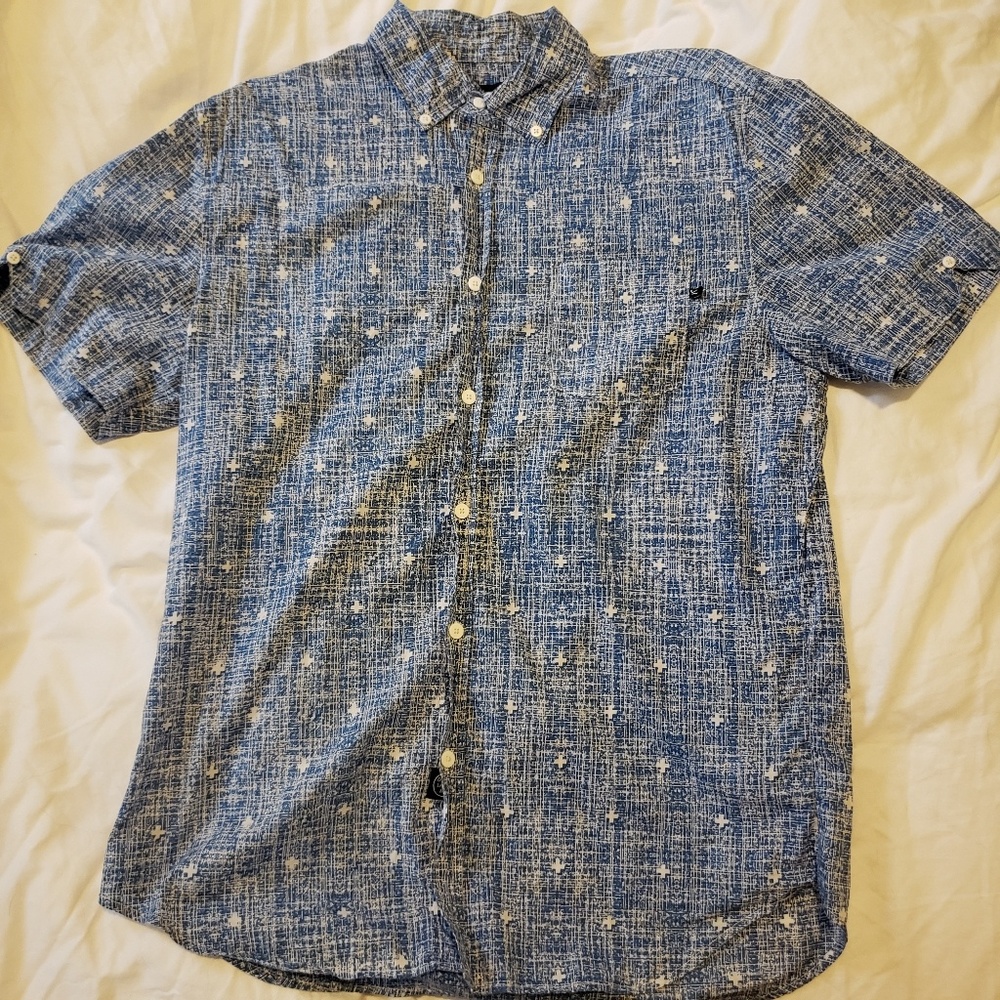 Lost men's blue short sleeve button down-medium
